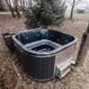 Hot tub 204x204 (2)